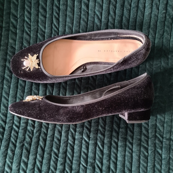 Zara Pearl Beetle Velvet shoes - Picture 3 of 4